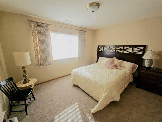 28 Deer Point Trail, Madison, WI 53719