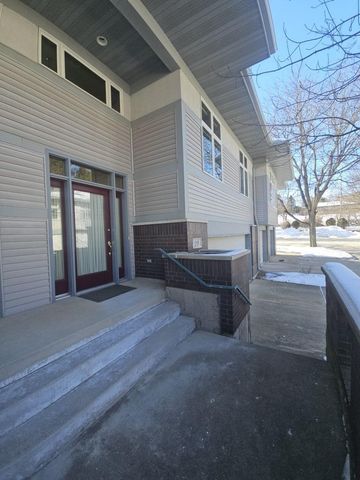 28 Deer Point Trail, Madison, WI 53719