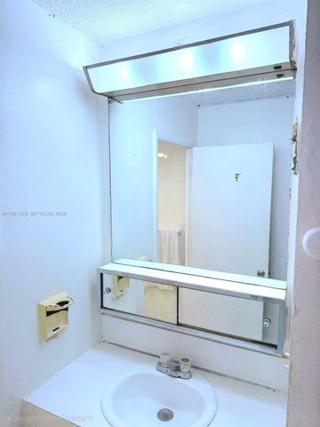 1620 West Ave 403, Miami Beach, FL 33139