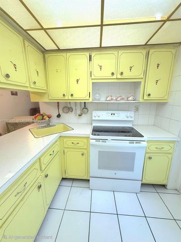 1620 West Ave 403, Miami Beach, FL 33139