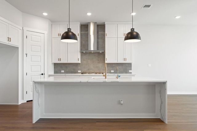 148 Old Woods Road, Liberty Hill, TX 78642