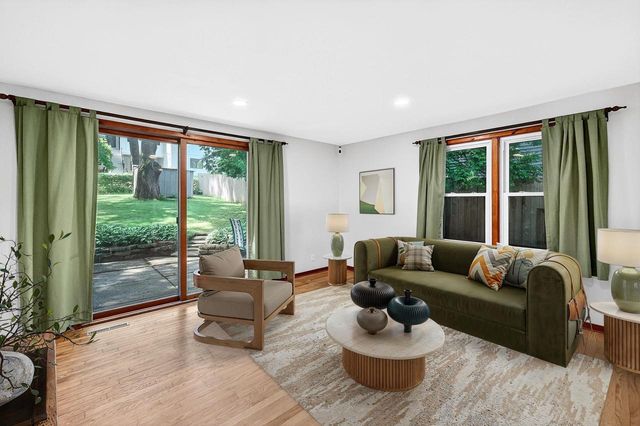 2813 Regent Street, Madison, WI 53705