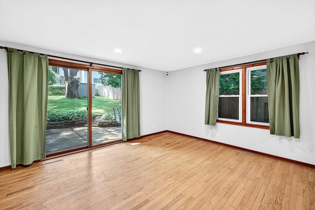 2813 Regent Street, Madison, WI 53705