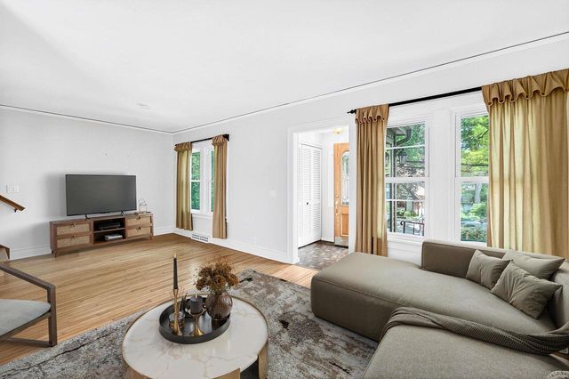 2813 Regent Street, Madison, WI 53705