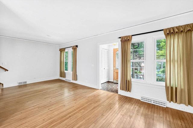 2813 Regent Street, Madison, WI 53705