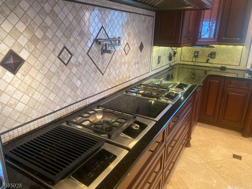 203 Horizon Dr, Boonton Town, NJ 07005 — photo 4