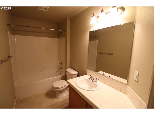 1461 Sw EDGEFIELD MEADOWS Ter, Troutdale, OR 97060