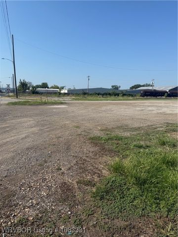 5222 South 31st, Fort Smith, AR 72901