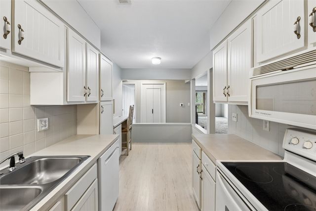 1440 20th Street 9, West Des Moines, IA 50265