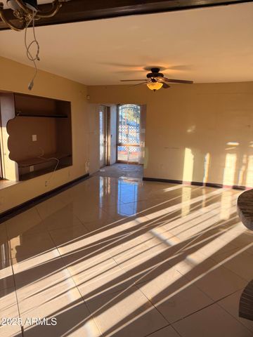 10656 W CONNECTICUT Avenue, Sun City, AZ 85351