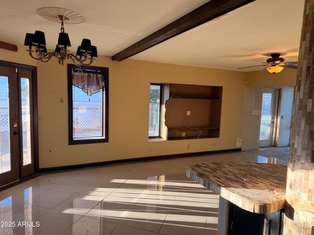 10656 W CONNECTICUT Avenue, Sun City, AZ 85351