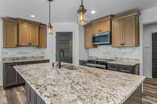 1665 Scenic Drive, Festus, MO 63028