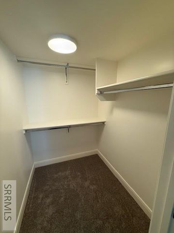 6410 Ender Ln, Idaho Falls, ID 83401