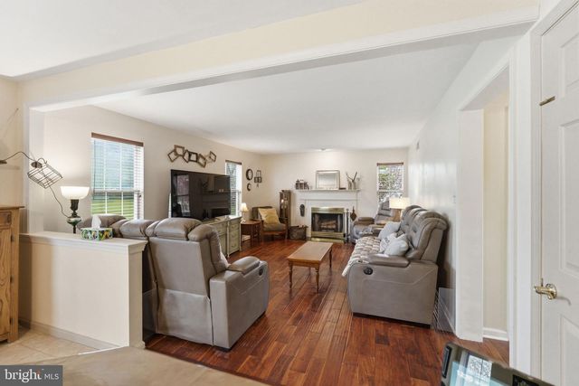 4 GREENFIELD RD, Cochranville, PA 19330