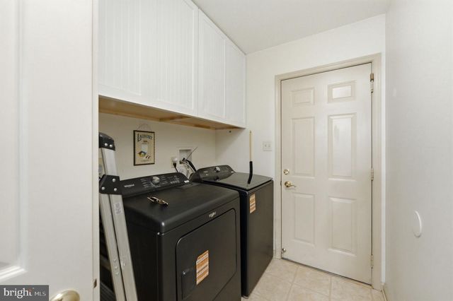 4 GREENFIELD RD, Cochranville, PA 19330