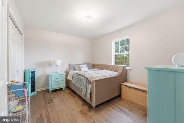 4 GREENFIELD RD, Cochranville, PA 19330
