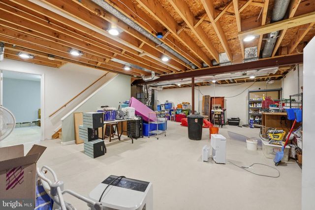 4 GREENFIELD RD, Cochranville, PA 19330