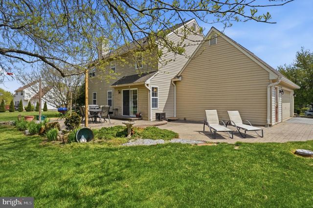 4 GREENFIELD RD, Cochranville, PA 19330