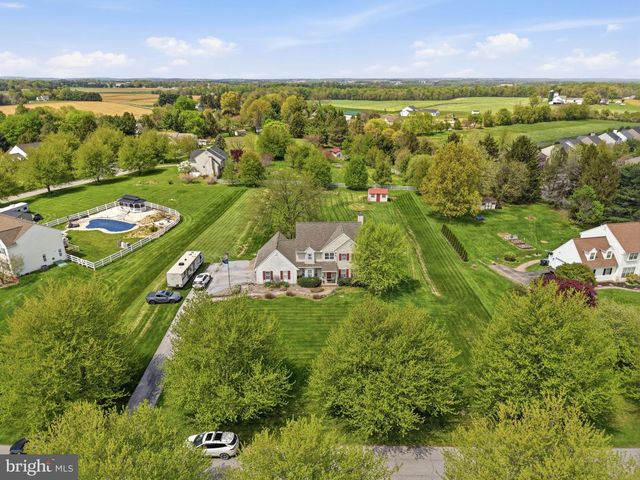 4 GREENFIELD RD, Cochranville, PA 19330