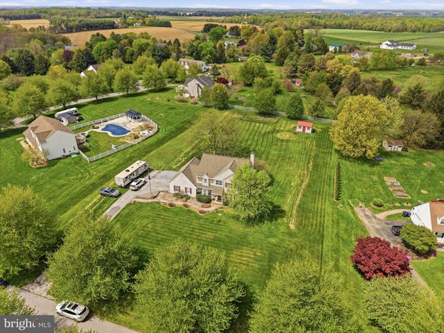 4 GREENFIELD RD, Cochranville, PA 19330
