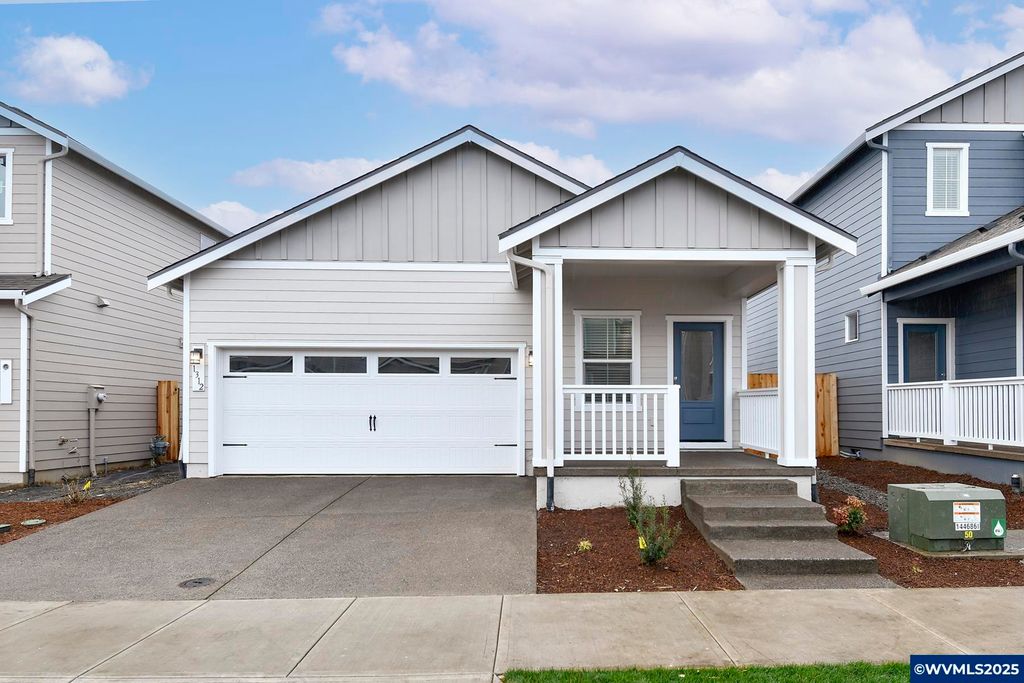1112 Parkside Av, Woodburn, OR 97071