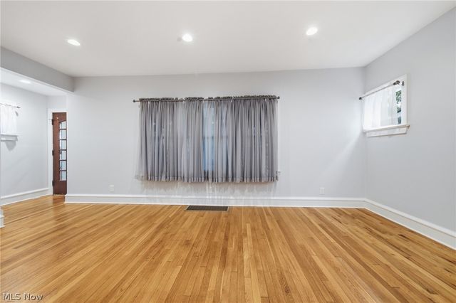 3314 W 130th Street, Cleveland, OH 44111
