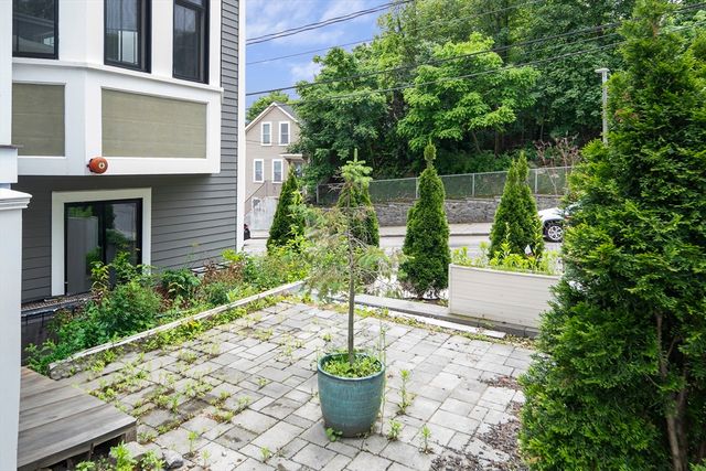 9 Cedar Street 1, Boston, MA 02119