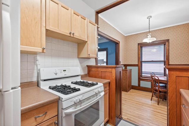 2309 Grand Avenue S 23, Minneapolis, MN 55405