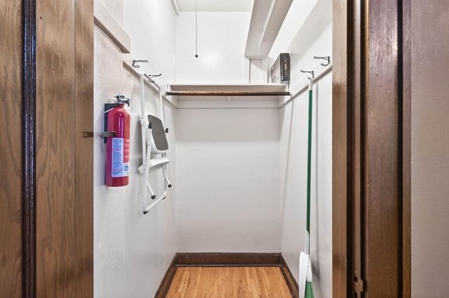 2309 Grand Avenue S 23, Minneapolis, MN 55405