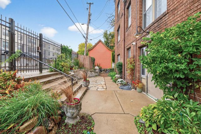 2309 Grand Avenue S 23, Minneapolis, MN 55405