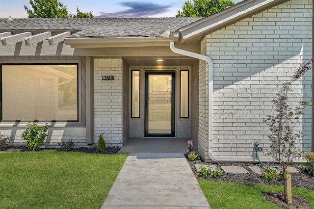13608 Pinehurst Road, Oklahoma City, OK 73120