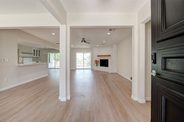 13608 Pinehurst Road, Oklahoma City, OK 73120