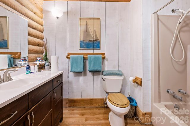 116 Teal Lane, Lake Lure, NC 28746