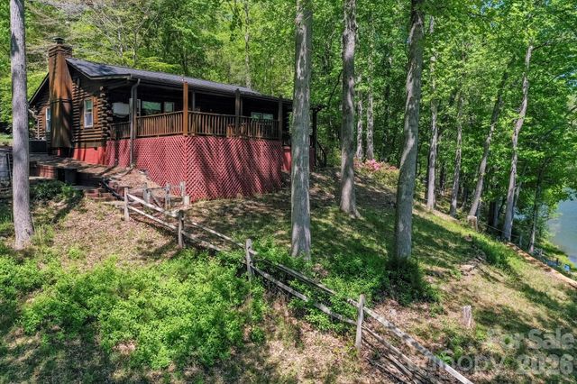 116 Teal Lane, Lake Lure, NC 28746