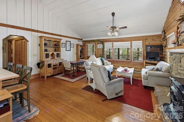 116 Teal Lane, Lake Lure, NC 28746
