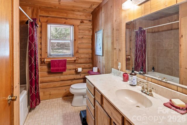 116 Teal Lane, Lake Lure, NC 28746