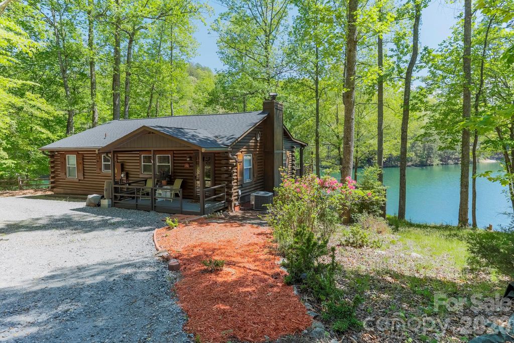116 Teal Lane, Lake Lure, NC 28746