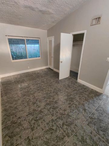 2815 Madison Street, Hollywood, FL 33020