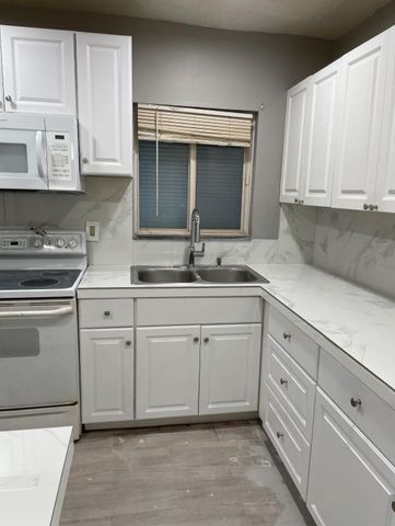 2815 Madison Street, Hollywood, FL 33020