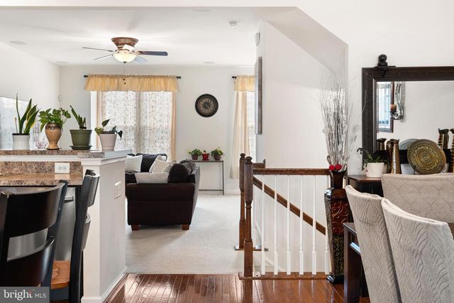 158 NORWOOD DR, Falling Waters, WV 25419