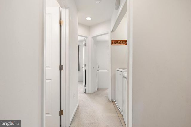 158 NORWOOD DR, Falling Waters, WV 25419