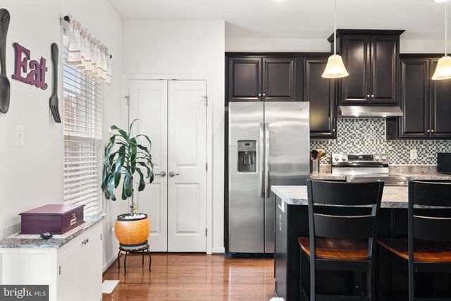 158 NORWOOD DR, Falling Waters, WV 25419