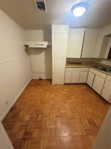 210 S Pecan Drive, Texas City, TX 77591