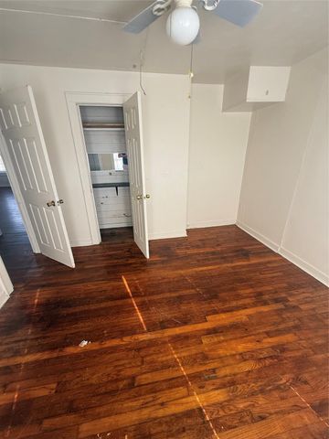 210 S Pecan Drive, Texas City, TX 77591