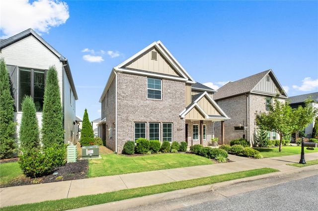 5224 S Brookmere Street, Rogers, AR 72758