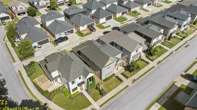 5224 S Brookmere Street, Rogers, AR 72758