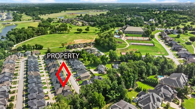 5224 S Brookmere Street, Rogers, AR 72758