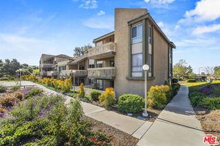 824 Pinetree Circle 14, Thousand Oaks, CA 91360