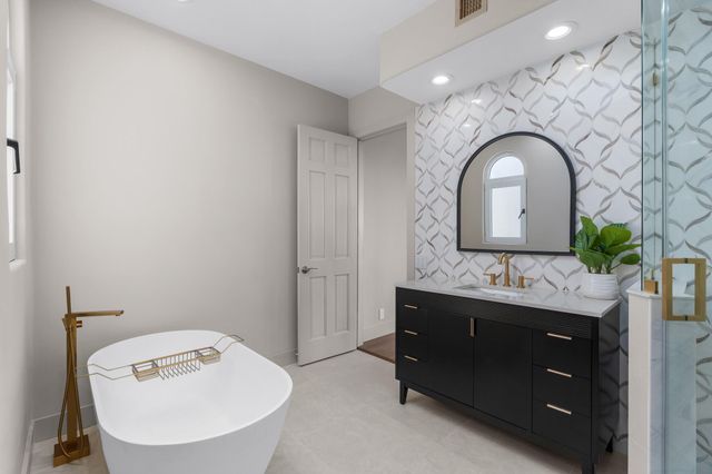 1796 Bay Dr 1796, Pompano Beach, FL 33062