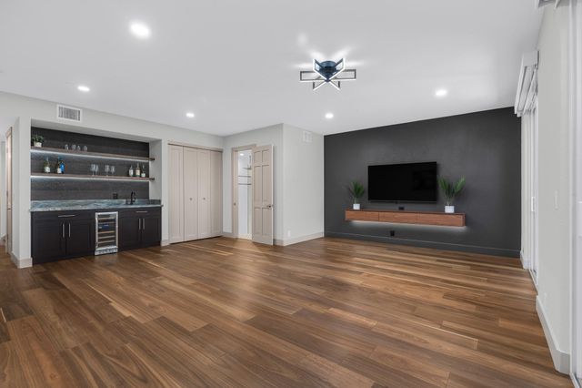 1796 Bay Dr 1796, Pompano Beach, FL 33062